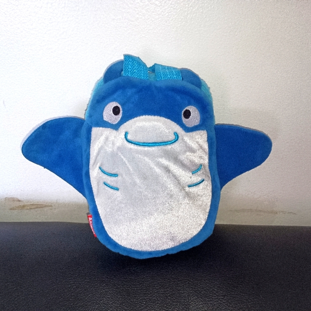 3/$10 🌟Blue & White Emirates Stingray Blanket Stuffie Stuffed Animal Travel Toy